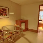 Vip\'S Suites (Adults Only)