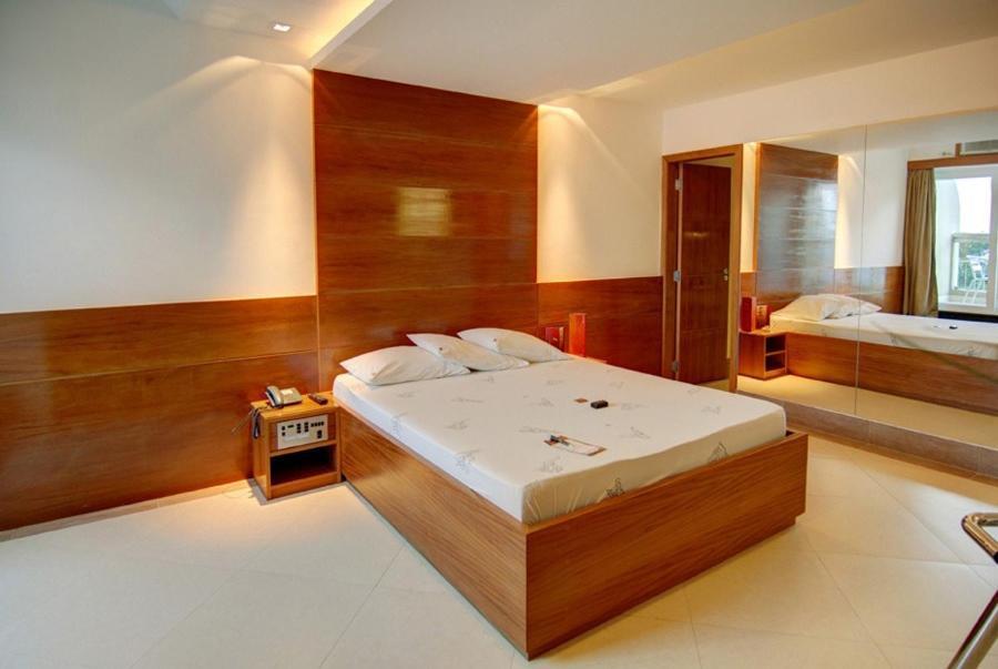 Vip's Suites (adults Only) Hotel cinta