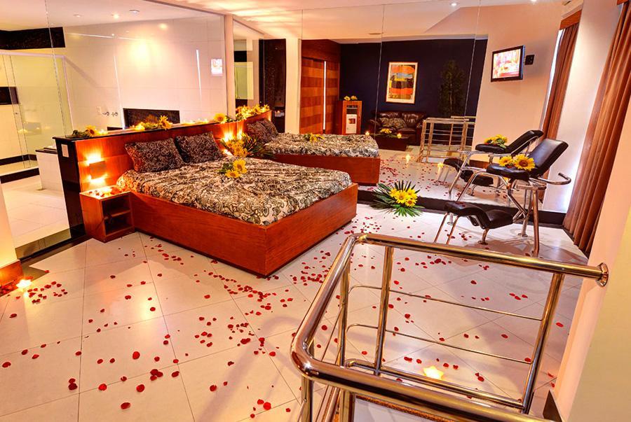Vip's Suites (adults Only) Love hotel *